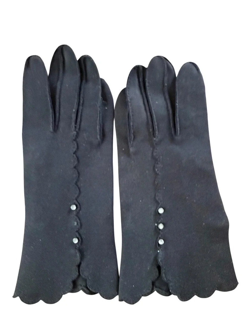 Vintage 1960s Gloves, Black Wrist Length, Scalloped Hem, WOUNDED BIRD, Shortie